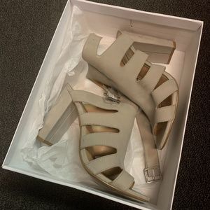 Steve Madden Callie Pumps Grey Suede Size 9.5